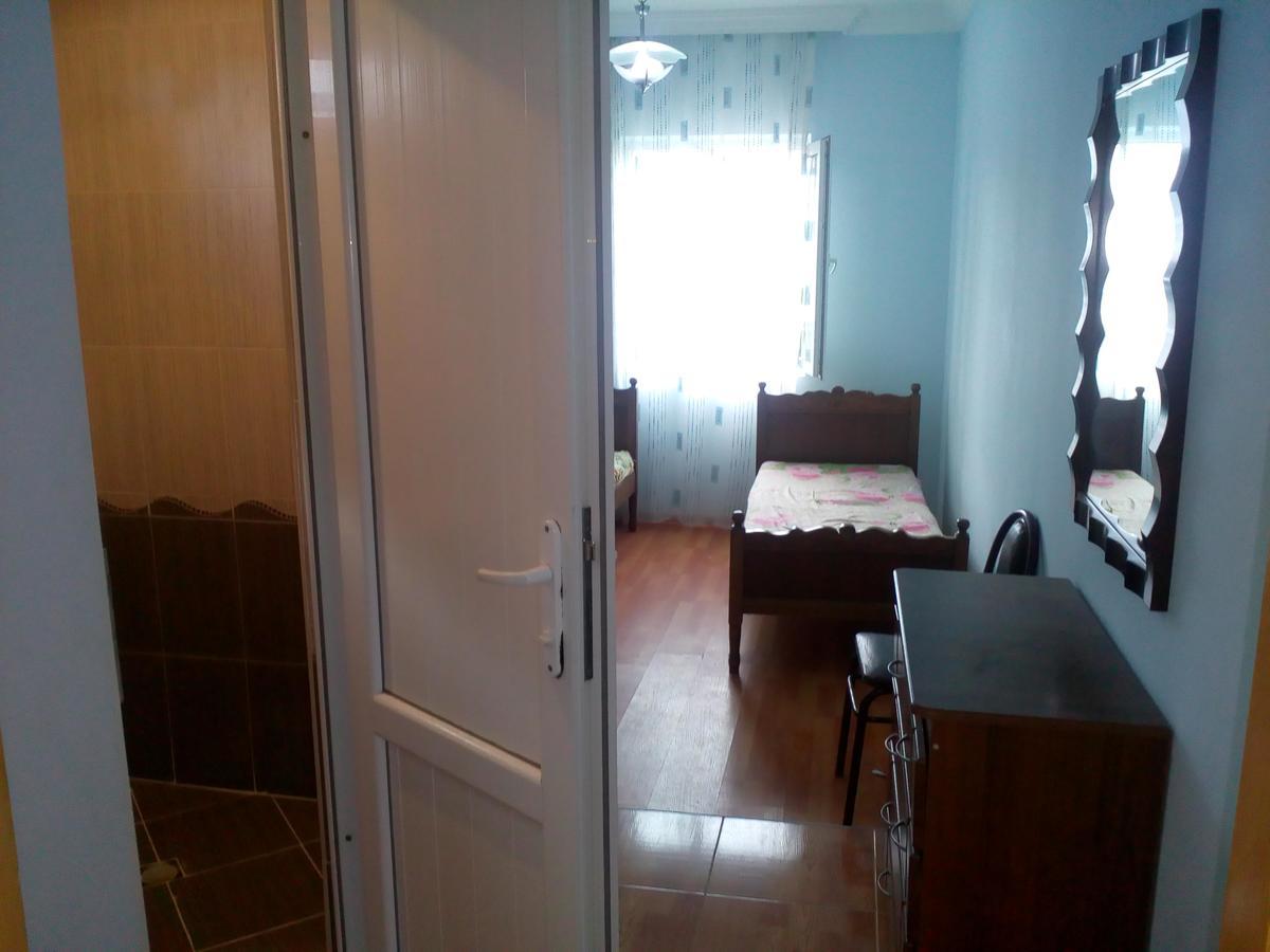 Mini Hotel On Guramishvili 22 Кобулеті Екстер'єр фото