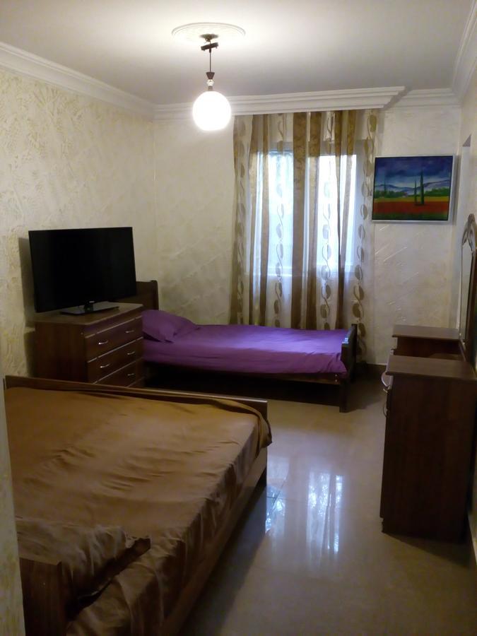 Mini Hotel On Guramishvili 22 Кобулеті Екстер'єр фото