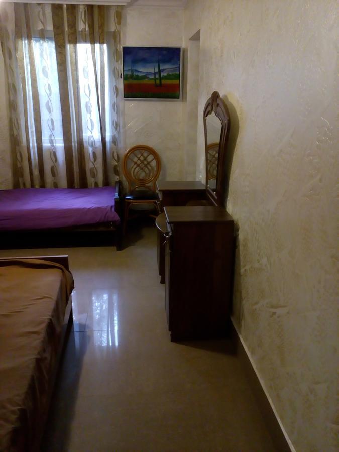 Mini Hotel On Guramishvili 22 Кобулеті Екстер'єр фото