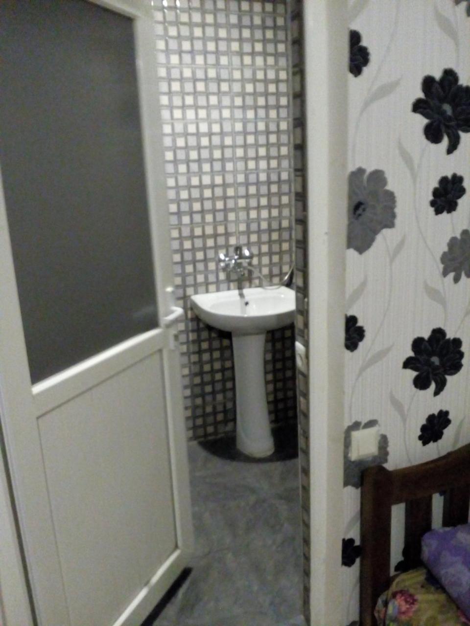 Mini Hotel On Guramishvili 22 Кобулеті Екстер'єр фото